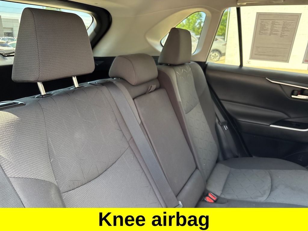 Used 2021 White Toyota XLE image 33