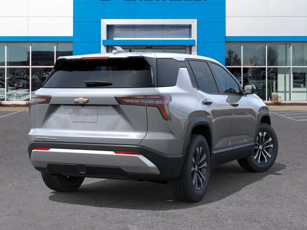 New 2027 Gray Chevrolet LT image 4
