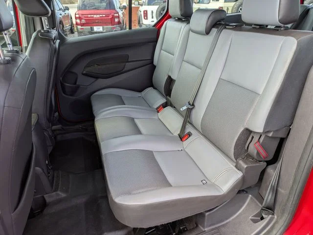Used 2016 Red Ford XL image 24