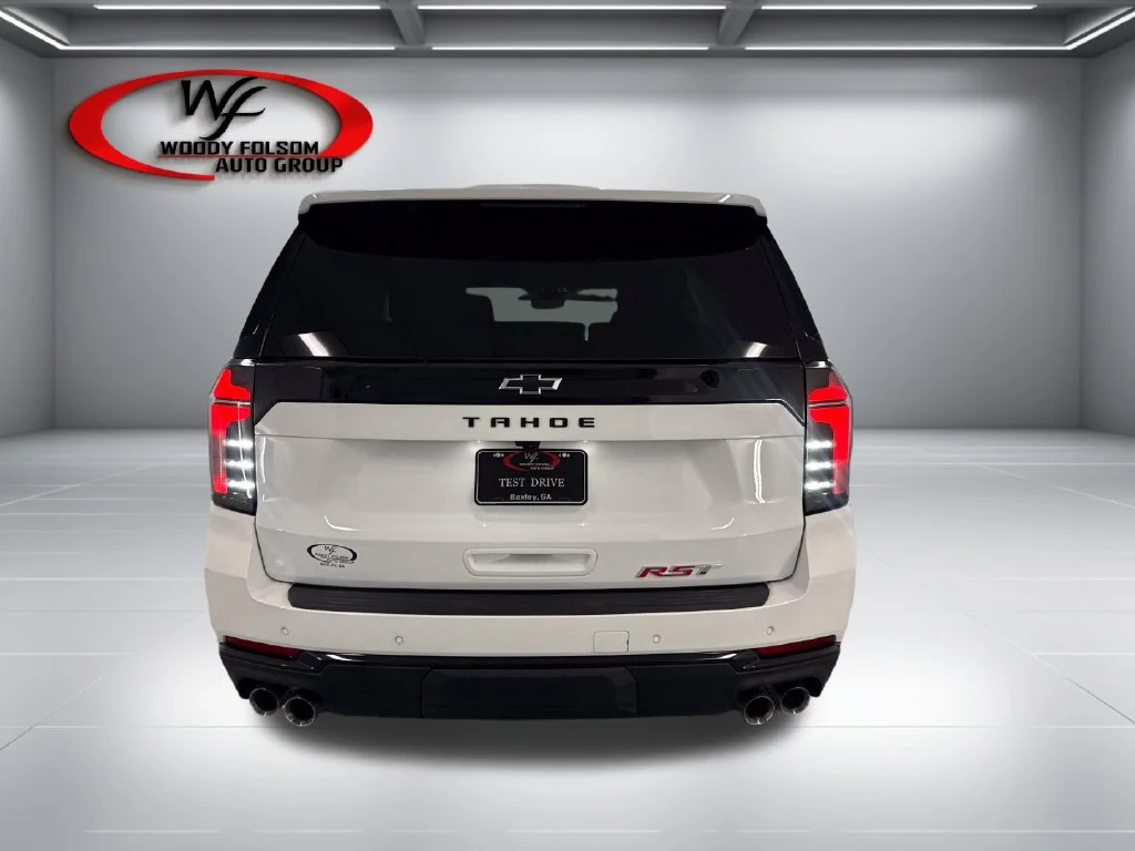 New 2026 Summit White Chevrolet RST image 8