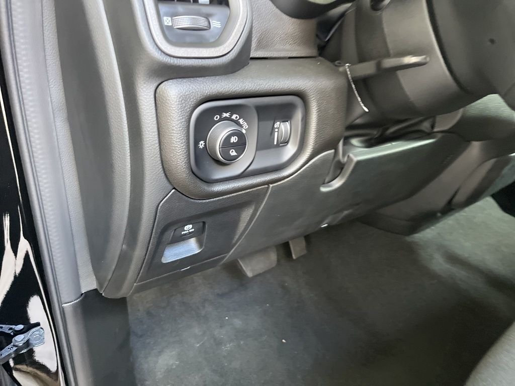 2023 RAM Ram 1500 Pickup Tradesman - Photo 27