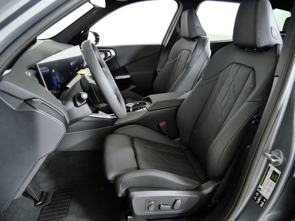 Used 2026 Skyscraper Grey Metallic BMW 30 xDrive image 35