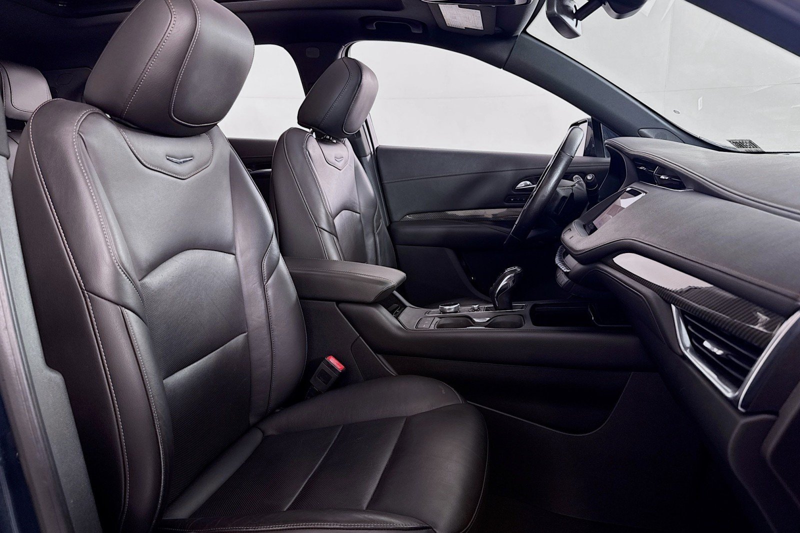 Used 2019 Shadow Metallic Cadillac FWD Sport image 7