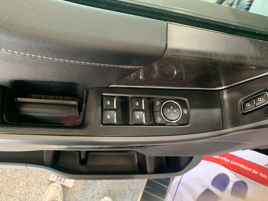 Used 2025  Ford XLT image 24