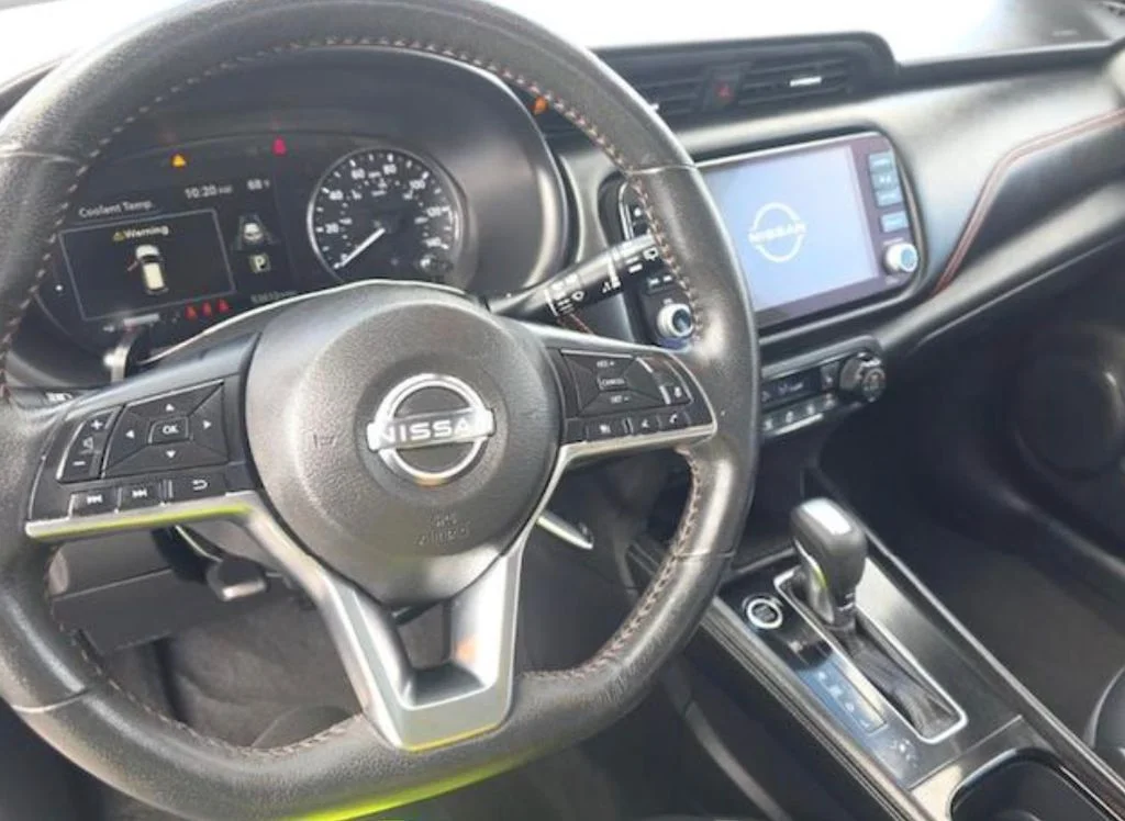 Used 2024 Gray Nissan SR image 8