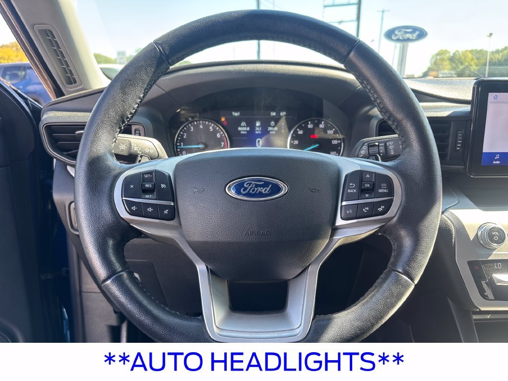 Certified Used 2020 Blue Metallic Ford XLT image 14