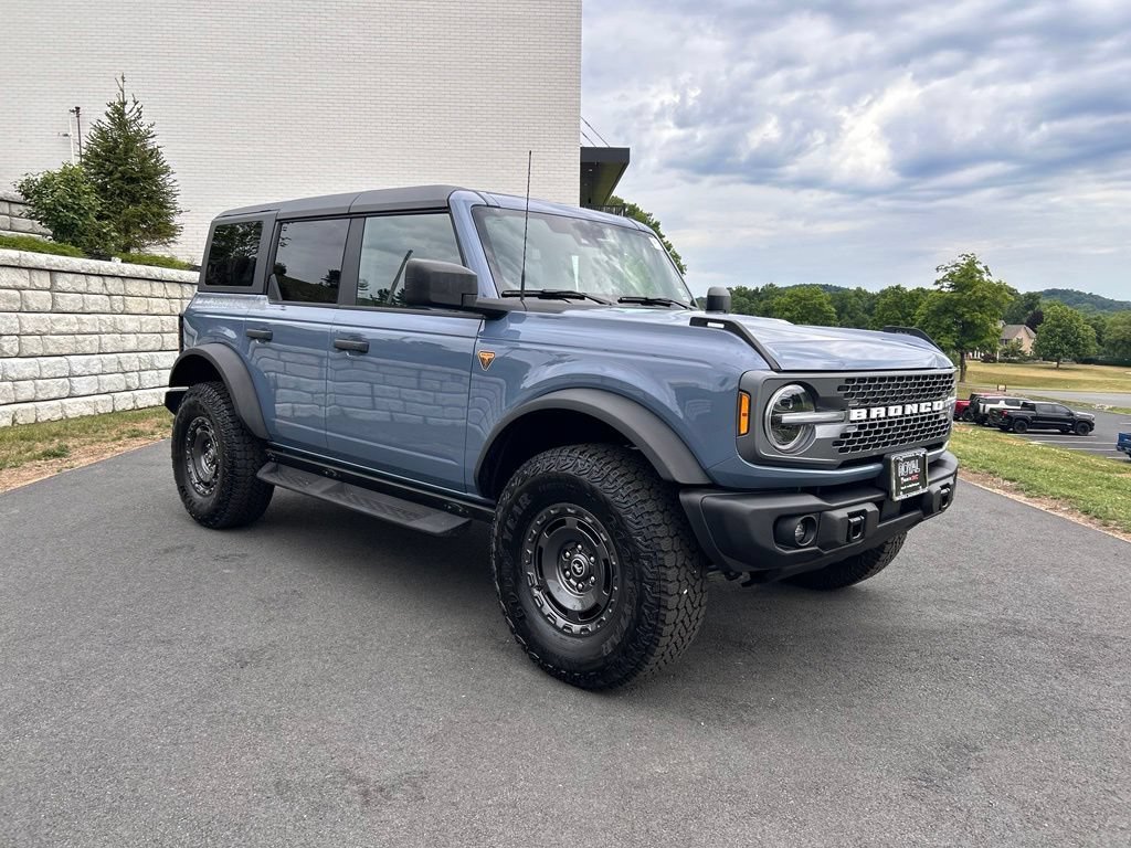 2025 Ford Bronco Badlands 4x4's photo