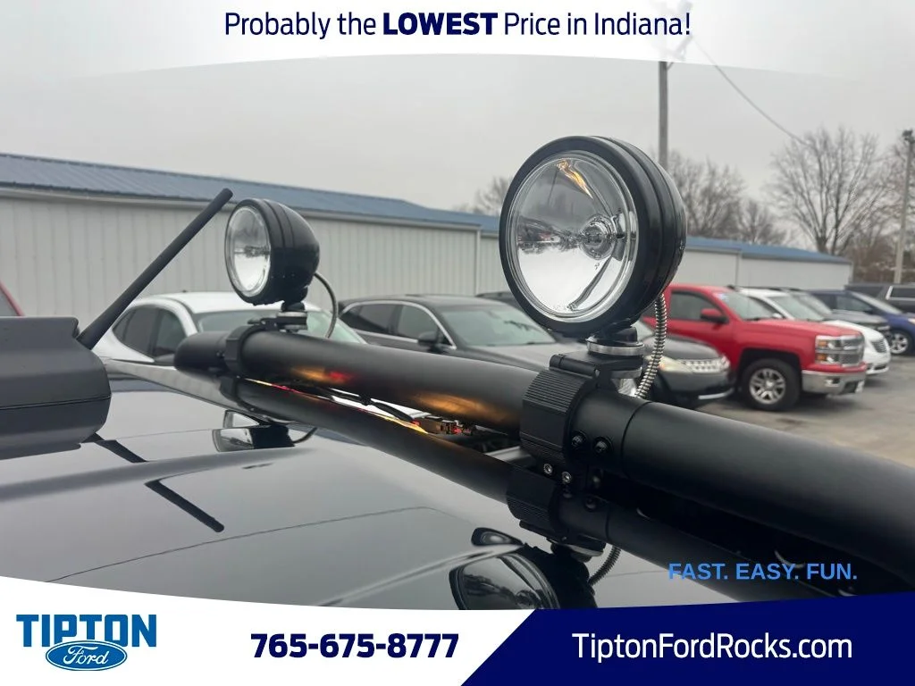 New 2025 Shadow Black Ford XLT image 31