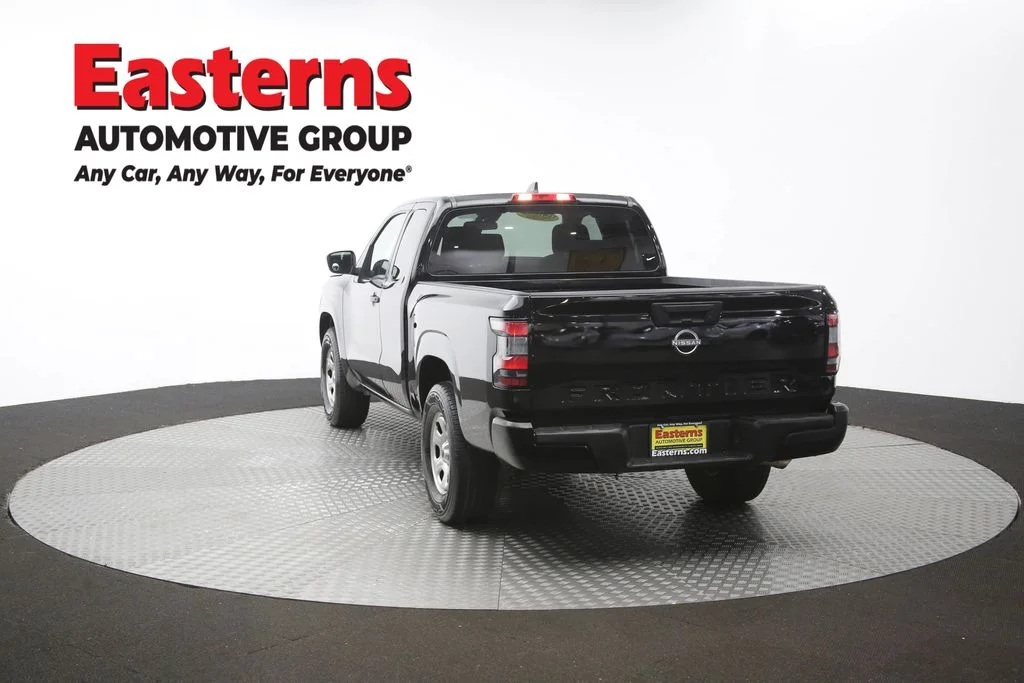 Used 2022 Black Nissan S image 32