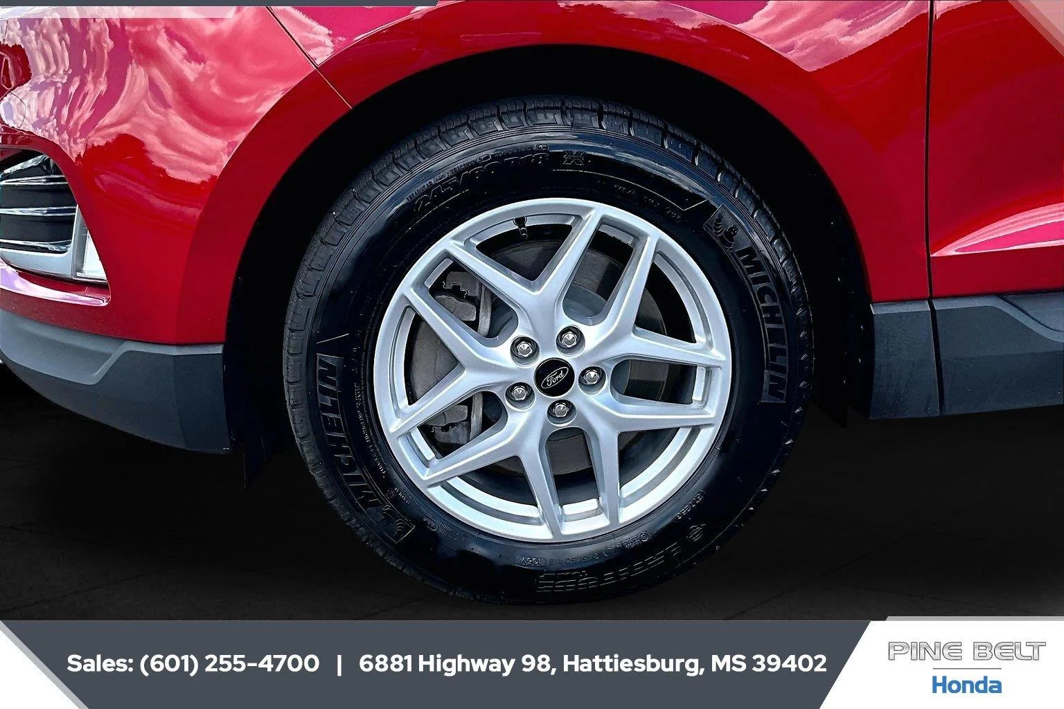 Used 2024 Rapid Red Metallic Tinted Clearcoat Ford SEL image 7