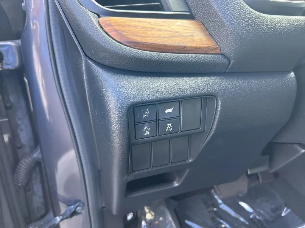 Certified Used 2021  Honda Touring image 39