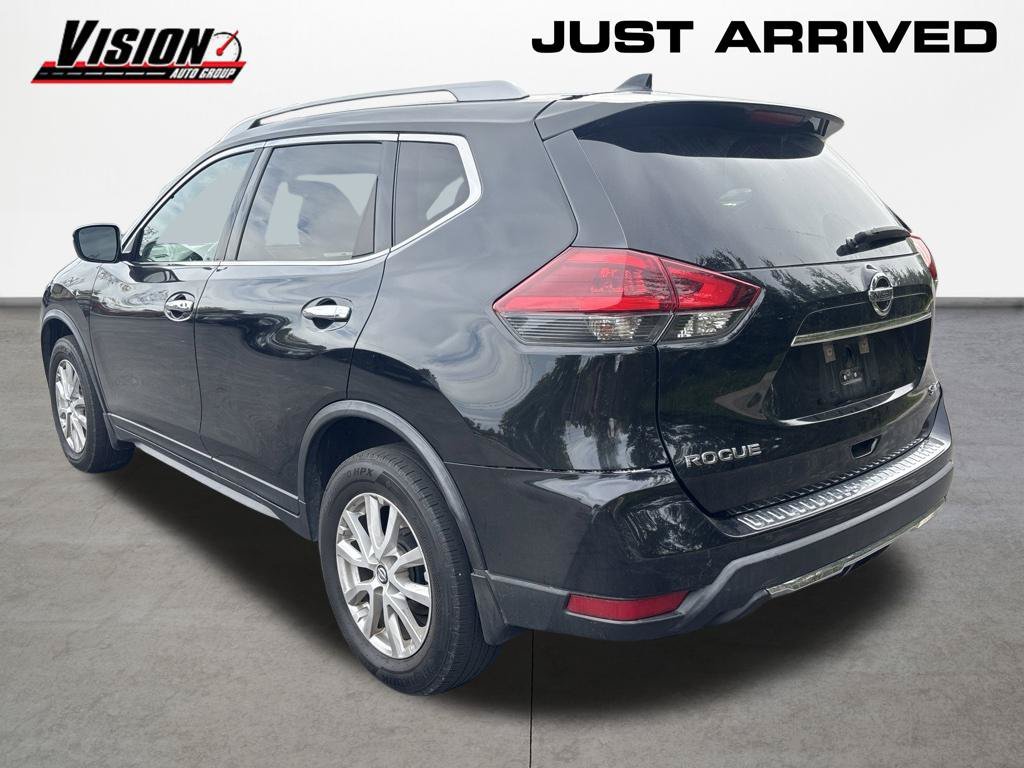 Used 2018 Black Nissan SV image 3