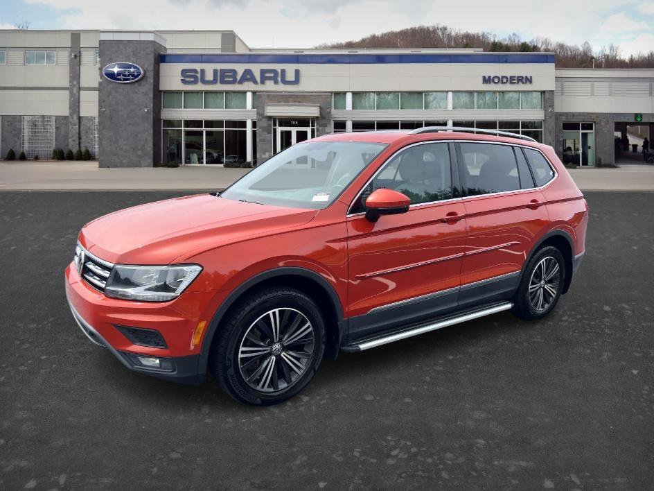 Used 2019 Cardinal Red Metallic Volkswagen 2.0T SEL image 1