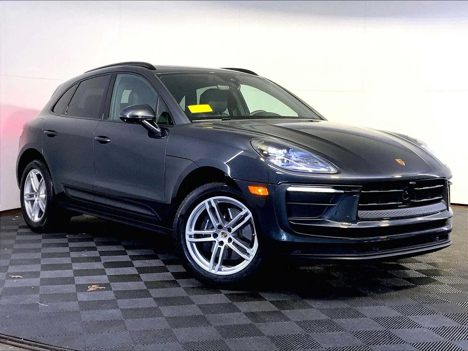 2026 Porsche Macan Base - Photo 9
