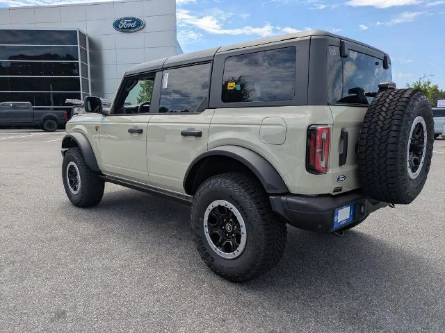 New 2026 Desert Sand Ford Badlands image 37