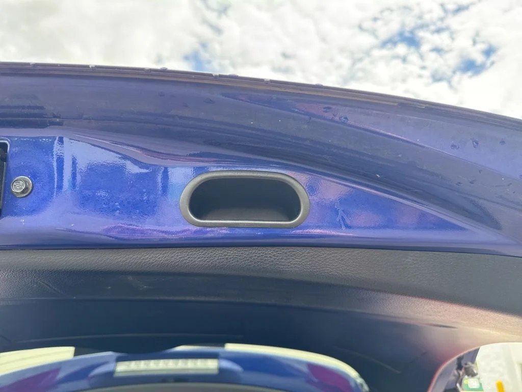 Used 2015 Blue Crush Metallic Toyota XLE image 35