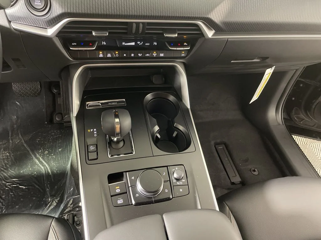 2026 Mazda CX-90 Select Package - Photo 17