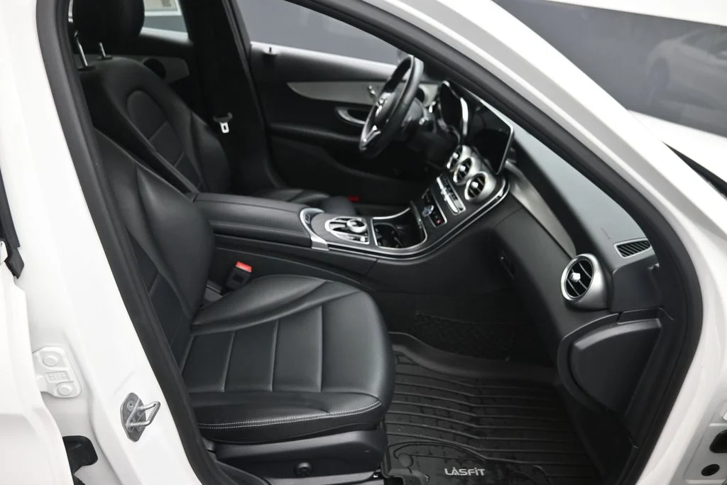 Certified Used 2019 White Mercedes-Benz C 300 image 16