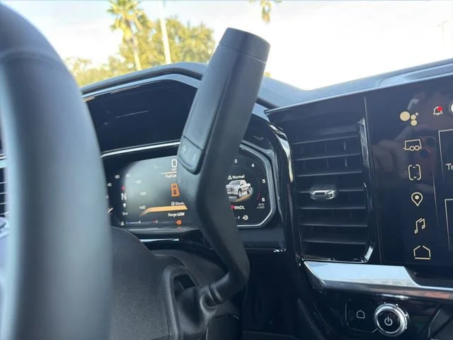 New 2026 Onyx Black GMC SLE image 28