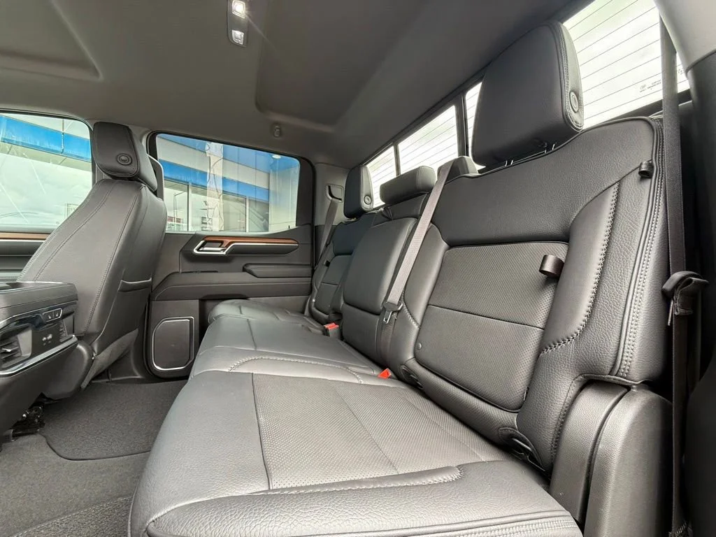 Used 2023 Sterling Metallic GMC Denali image 29