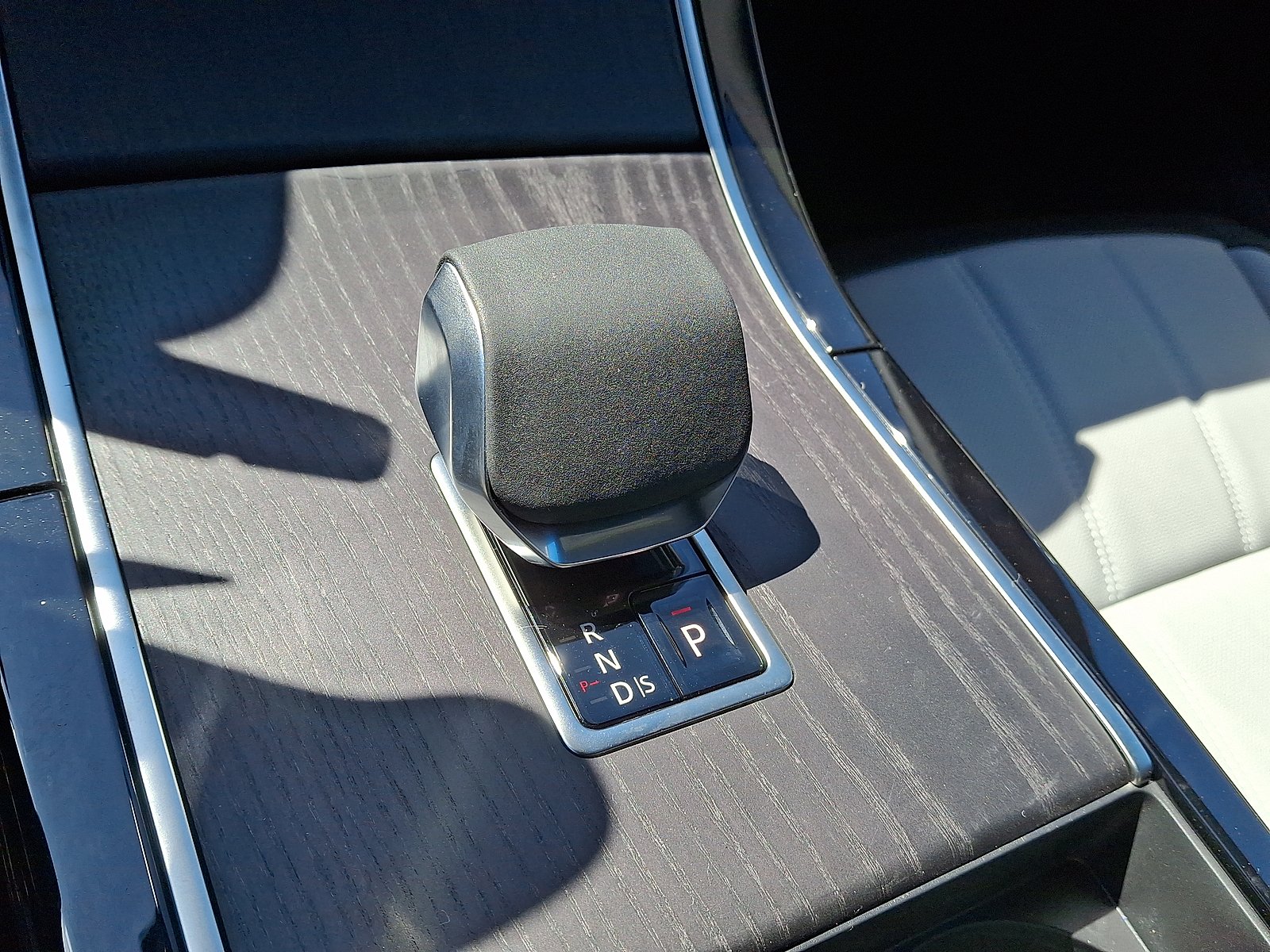 2026 Land Rover Range Rover Evoque Dynamic SE - Photo 10