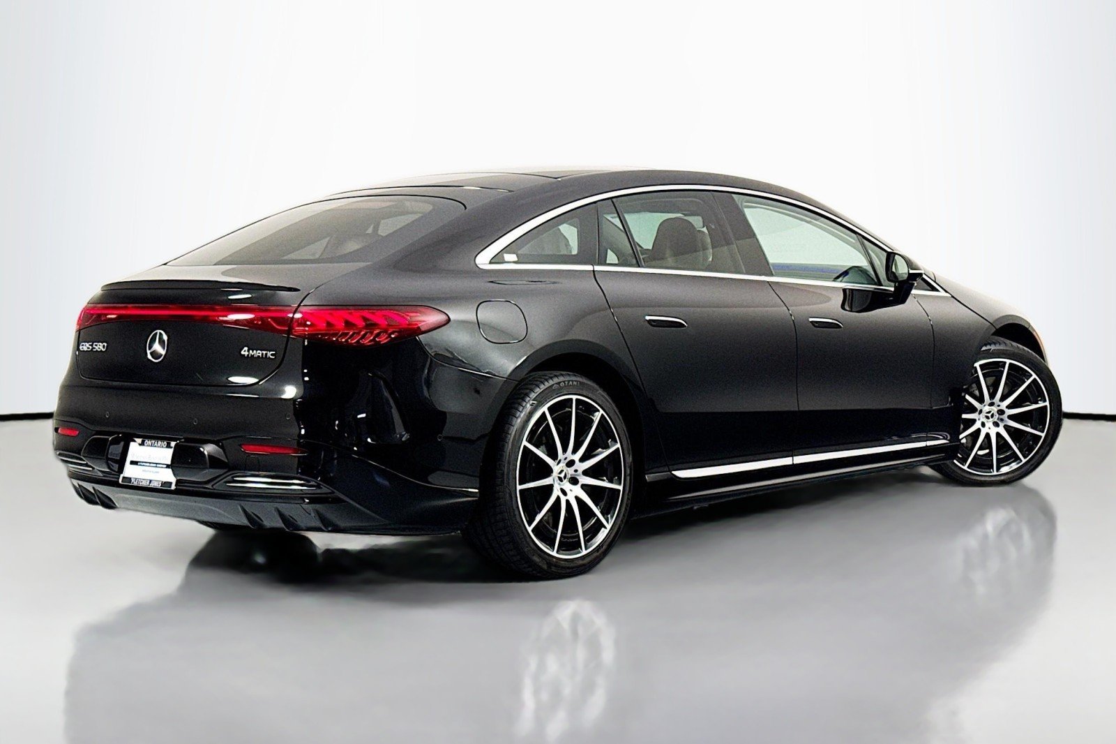 Used 2023 Obsidian Black Metallic Mercedes-Benz 580 image 11