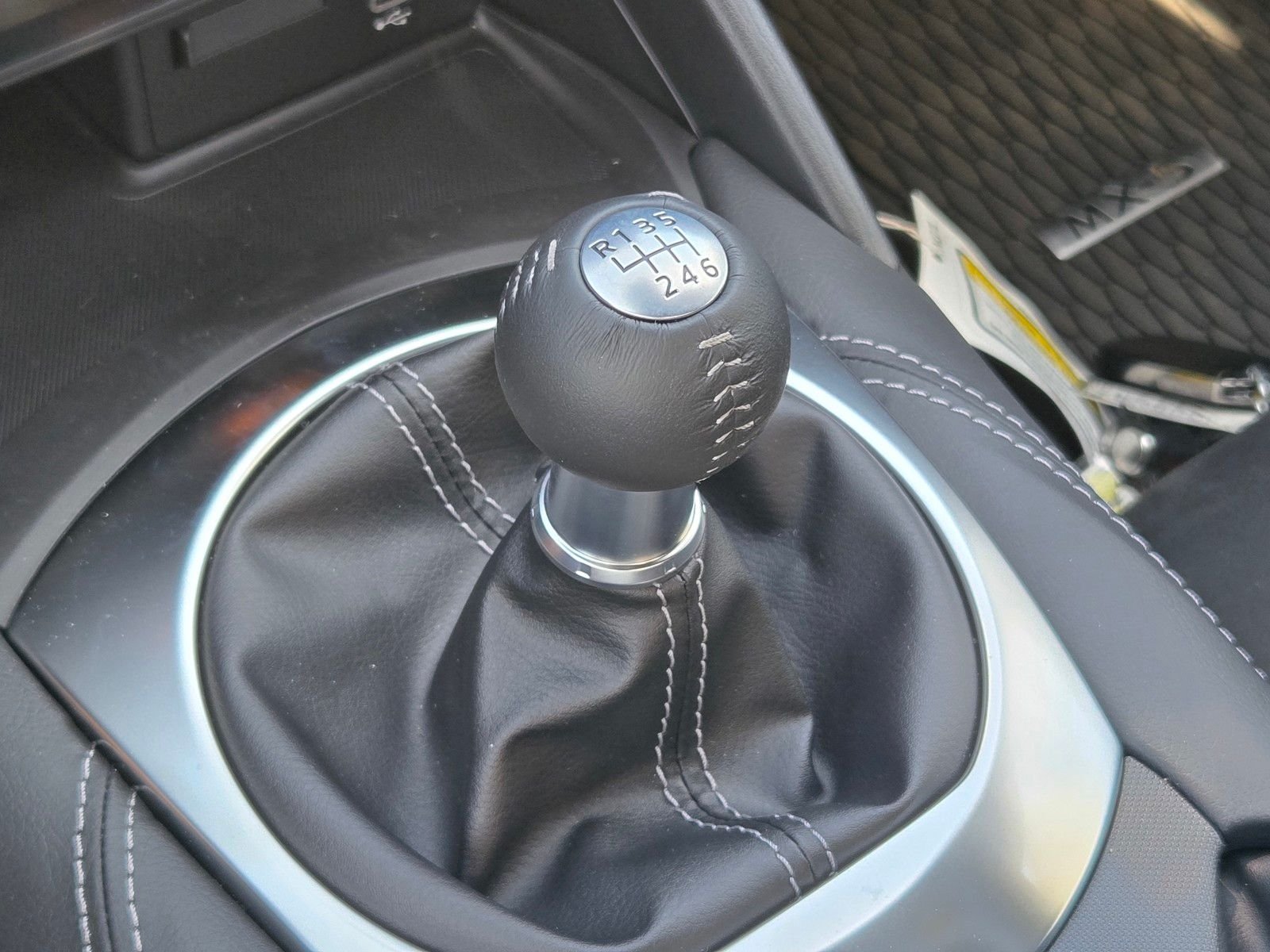 2025 Mazda MX-5 Miata Club - Photo 18