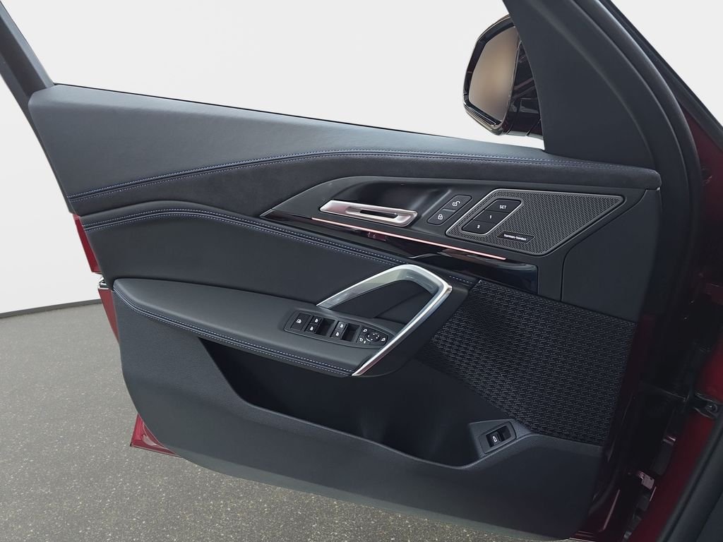New 2026 Vegas Red Metallic BMW M35i image 25