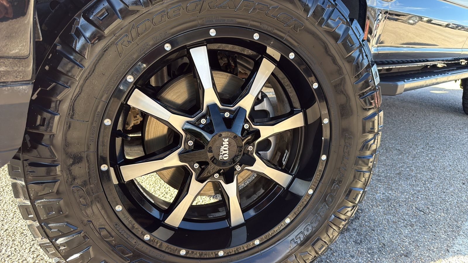 Used 2022 Black Ford Lariat image 58