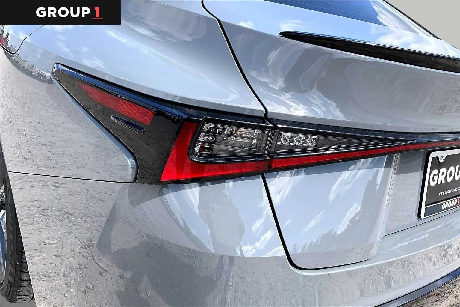 Used 2025 Incognito Lexus F SPORT Design image 27