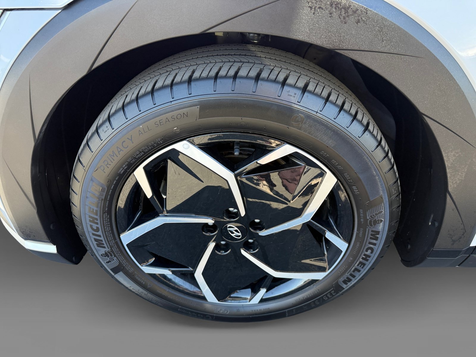 Certified Used 2024 Cyber Gray Hyundai SEL image 9
