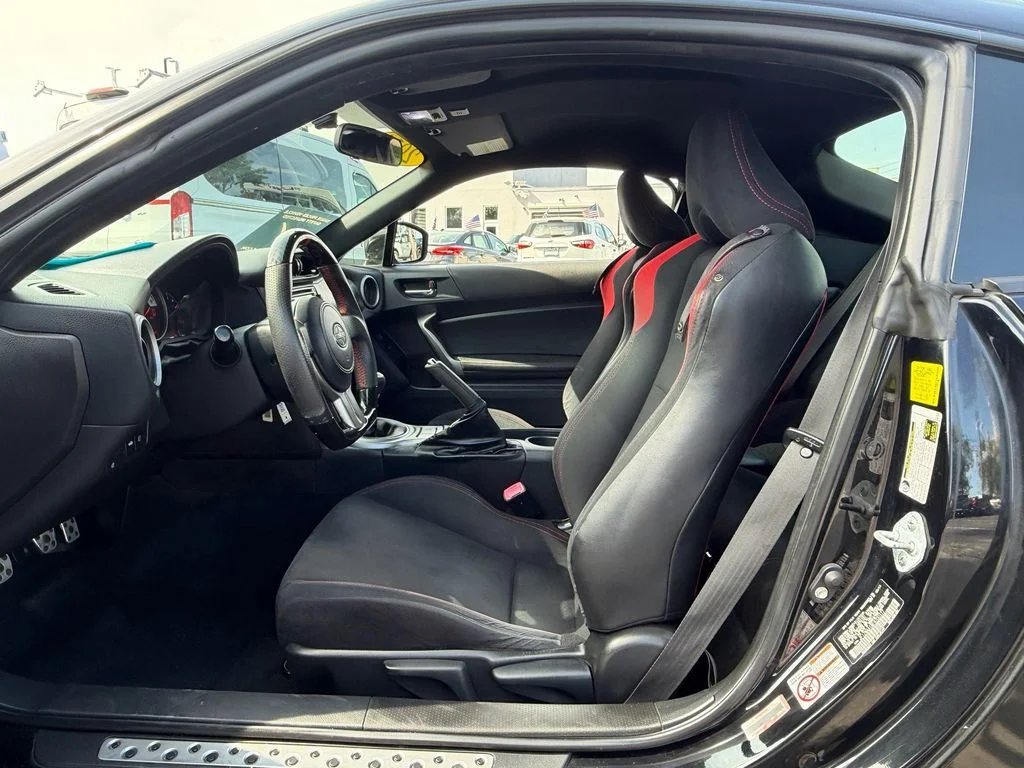 Used 2014 Raven Black Scion Base image 9