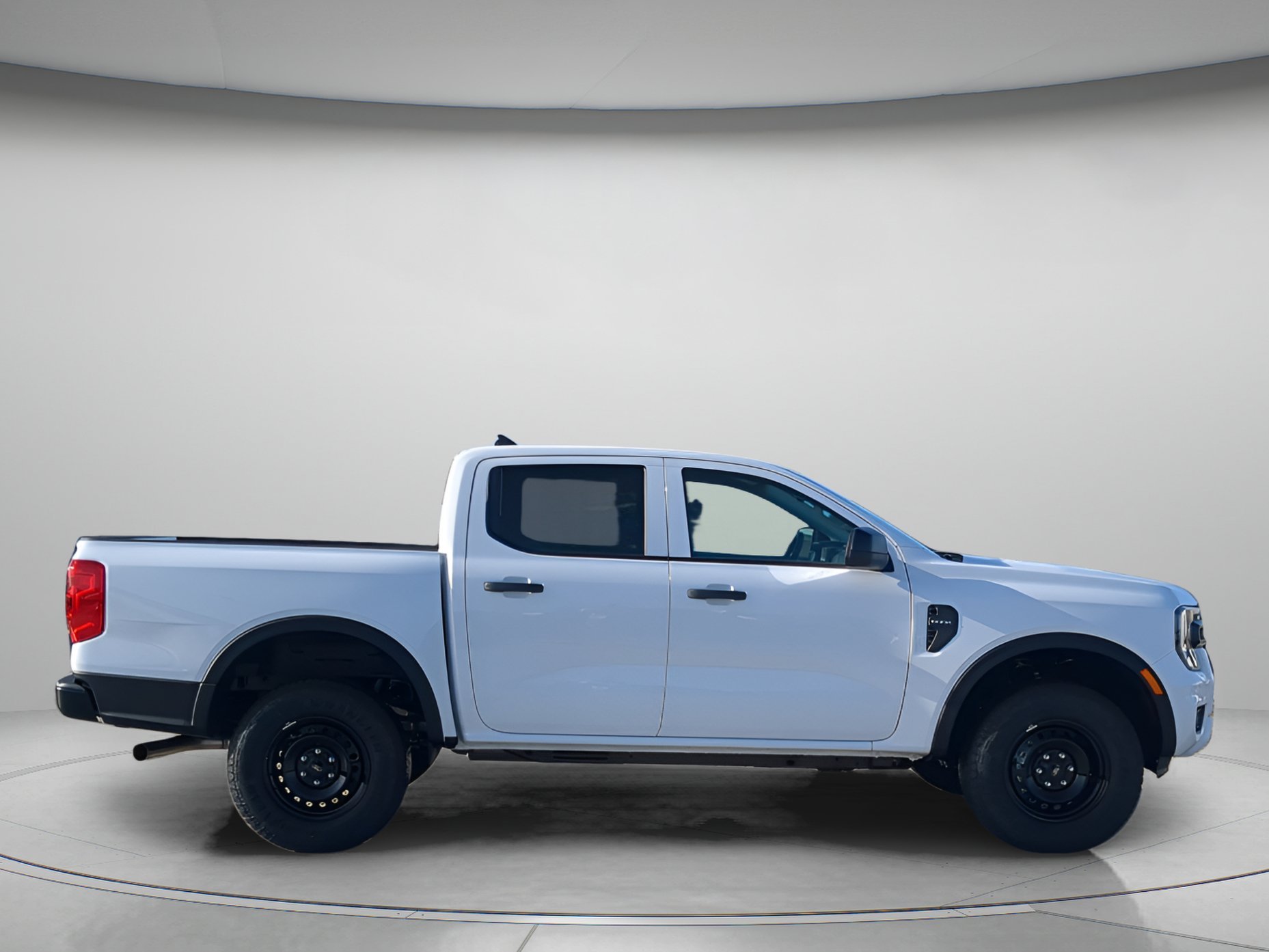 New 2026 Oxford White Ford XL image 36