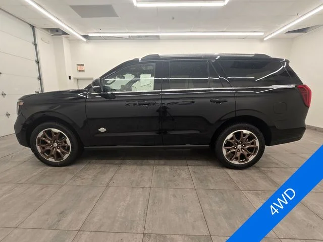 New 2027 Agate Black Metallic Ford King Ranch® image 2