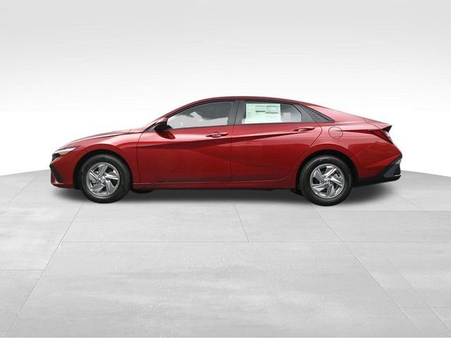 Certified Used 2026 Red Hyundai SE image 33