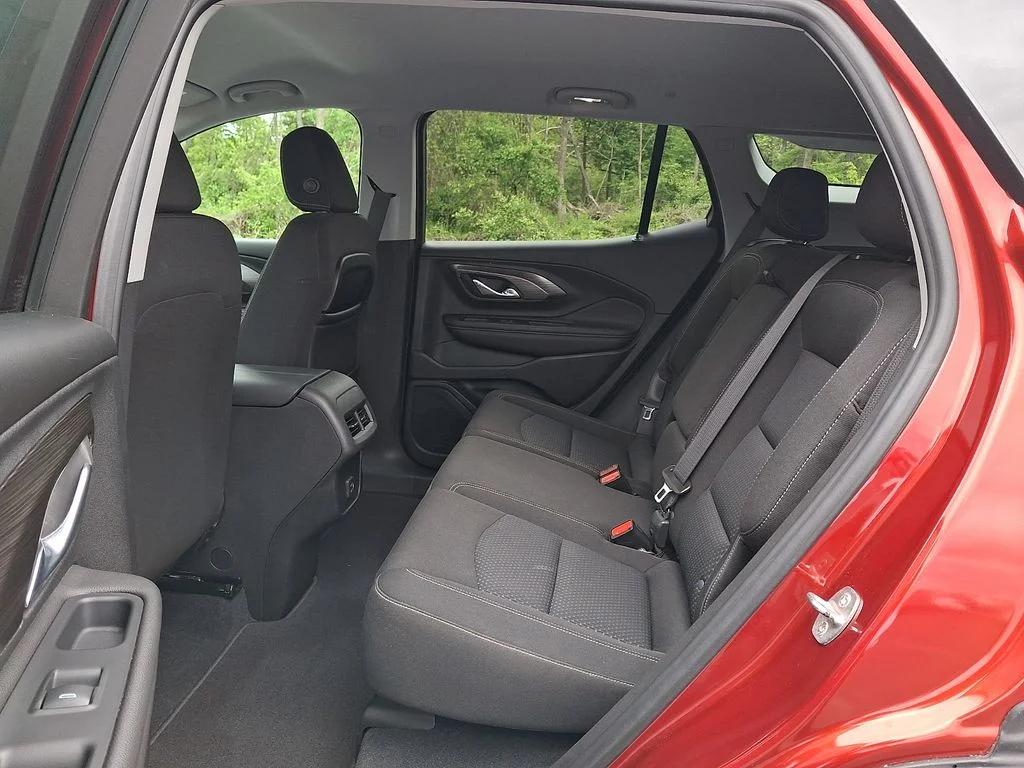 Used 2022 Cayenne Red Tintcoat GMC SLE image 10