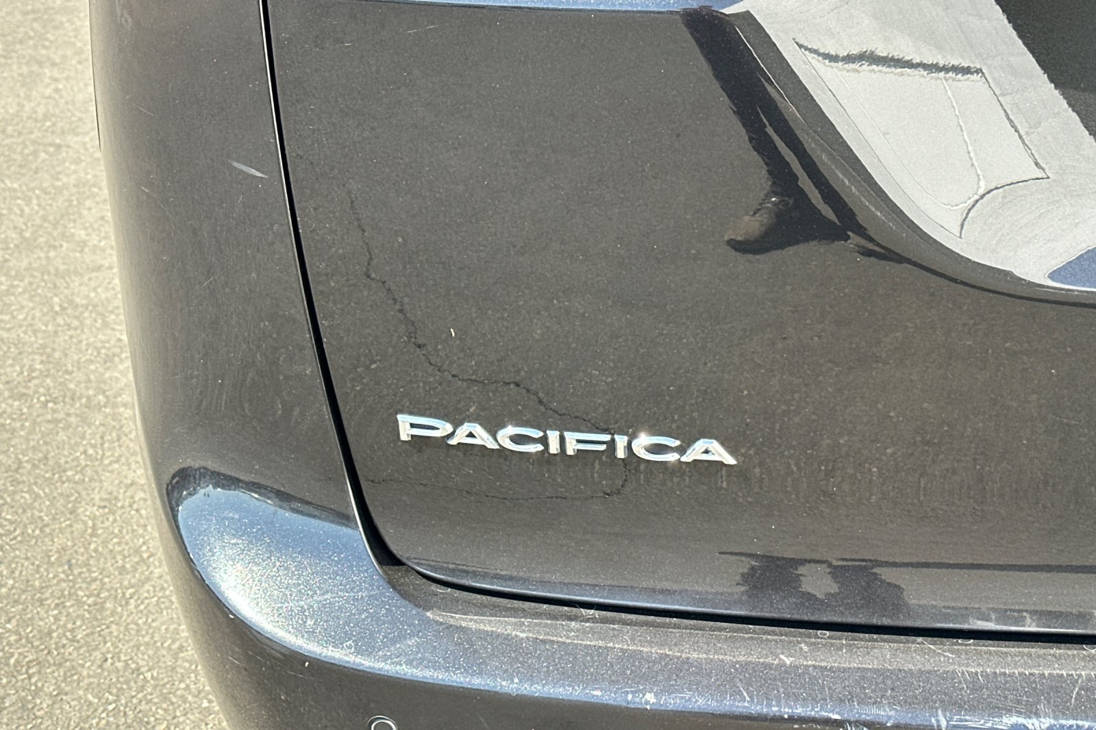 Used 2019 Black Chrysler Touring L image 32