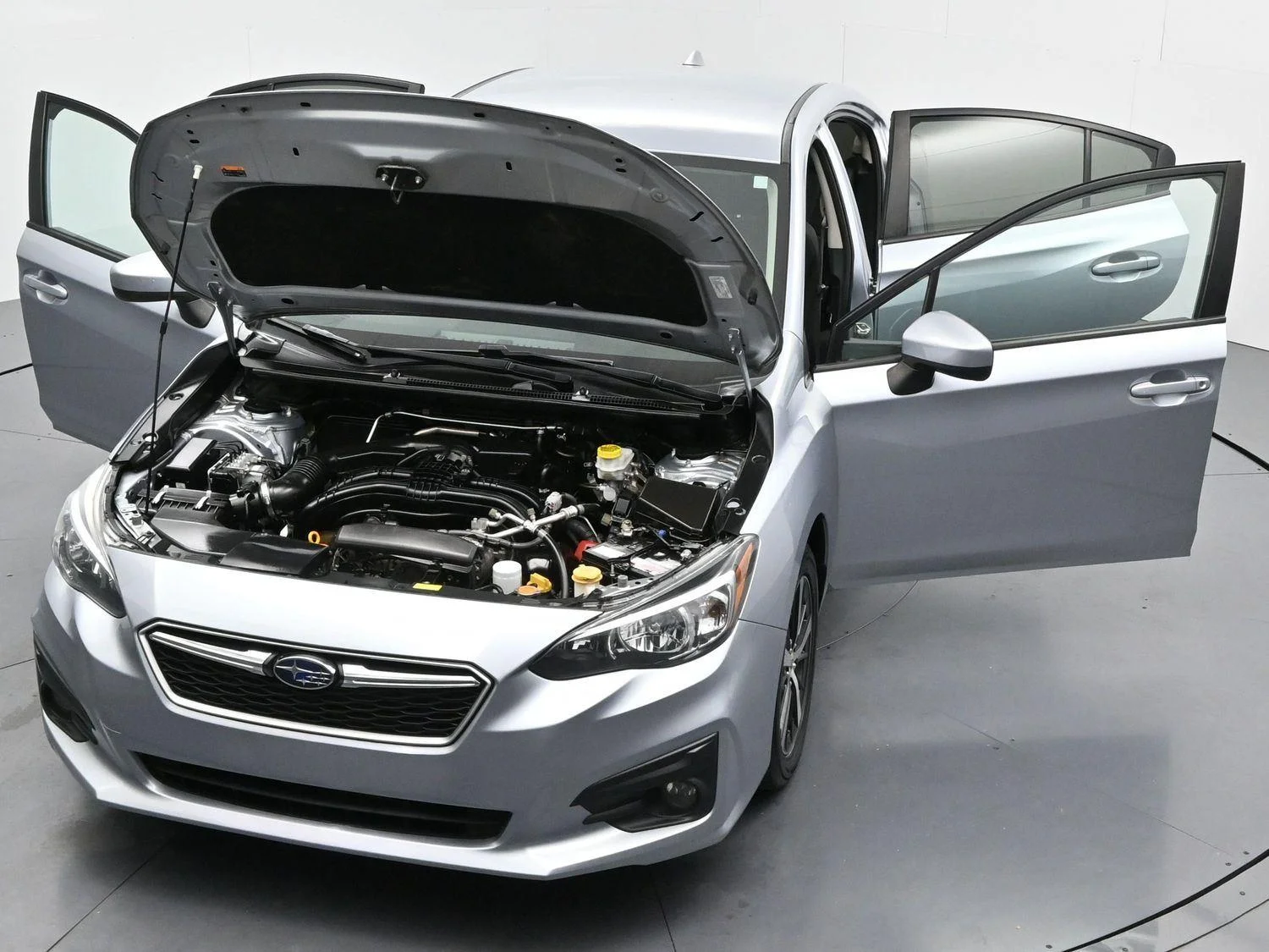 Used 2019 Ice Silver Metallic Subaru Premium image 38