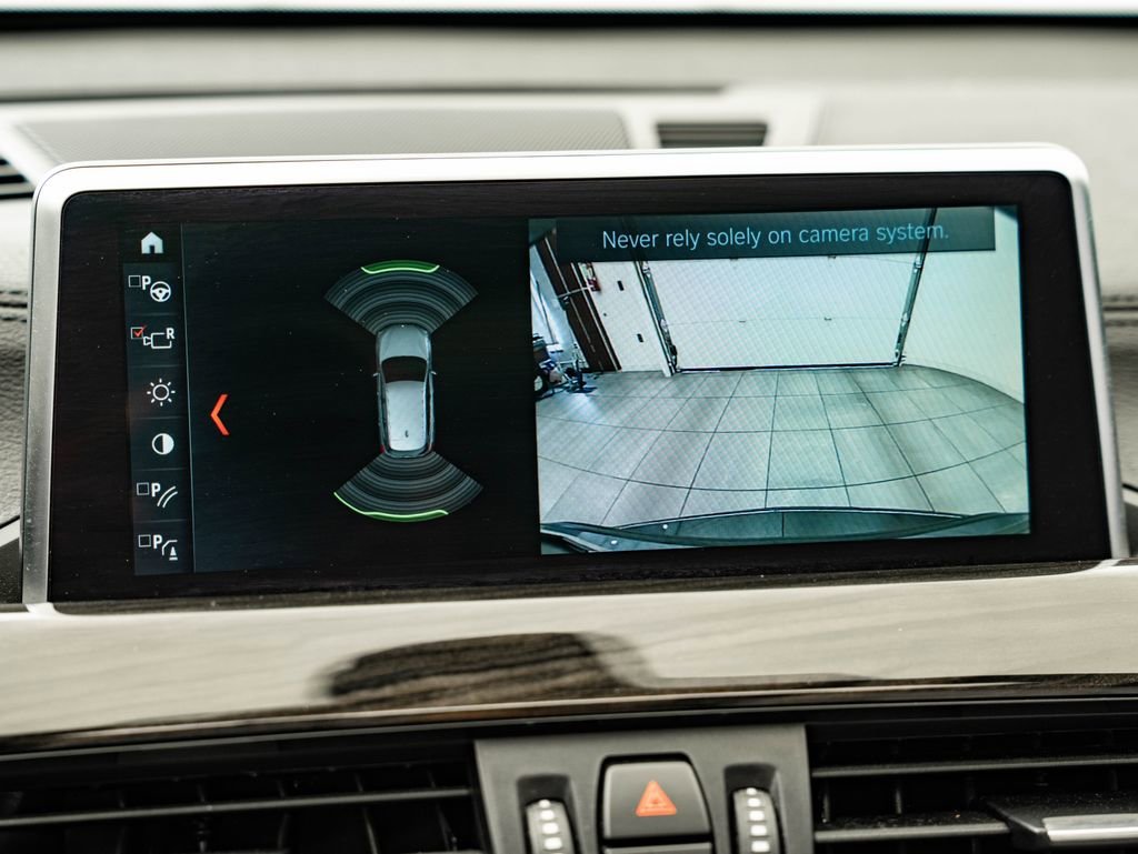 Used 2021 Mineral Gray Metallic BMW xDrive28i image 34
