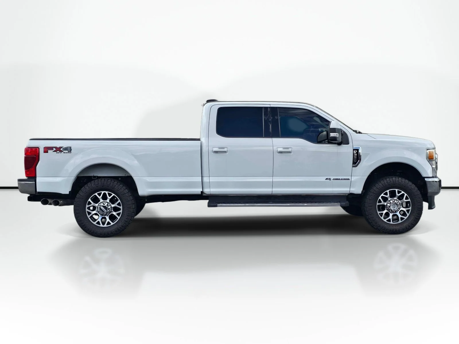 Used 2022 Oxford White Ford LARIAT image 11