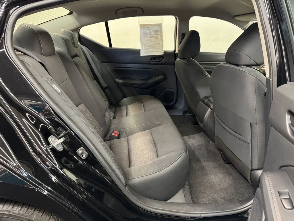 Used 2025 Black Nissan 2.5 SV image 25