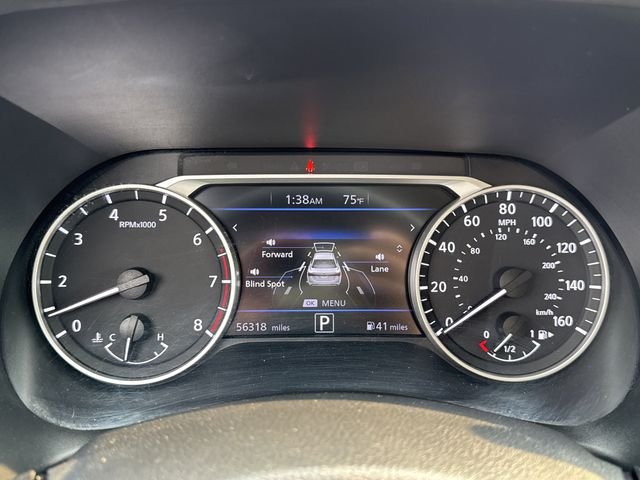 Used 2021 Gray Nissan SV image 31