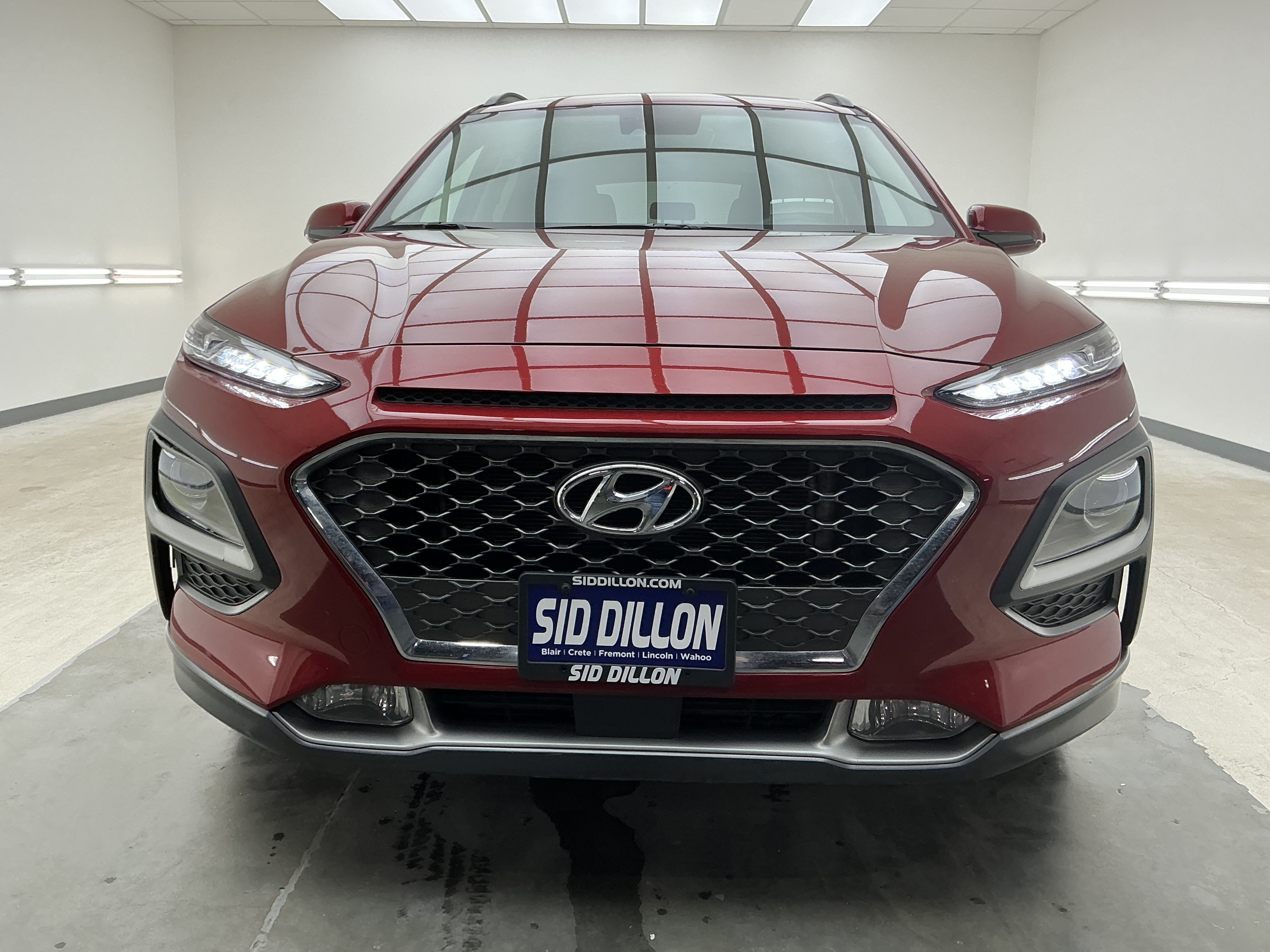 Certified Used 2020 Pulse Red Hyundai Ultimate image 2