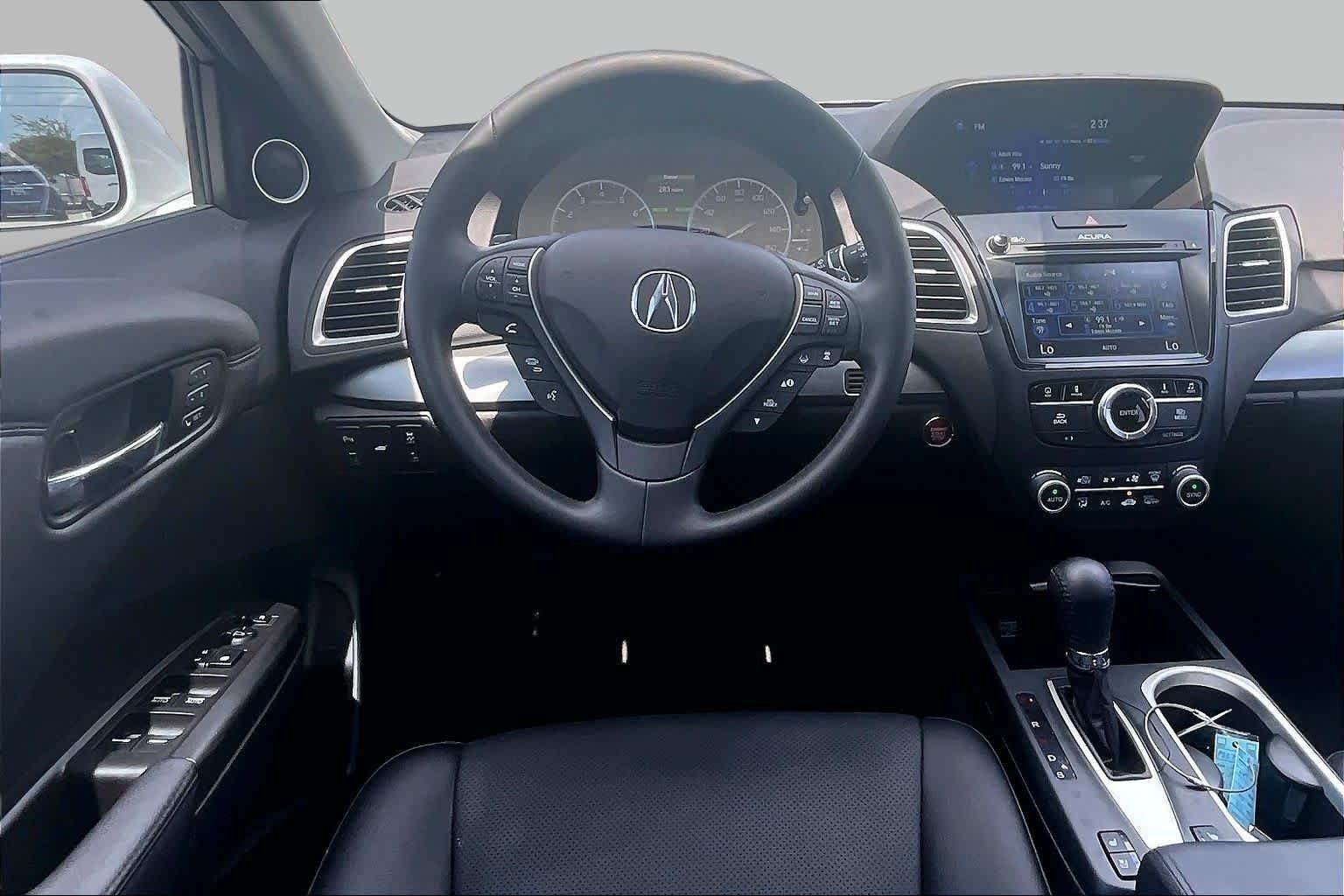 Used 2018 White Diamond Pearl Acura w/Advance Pkg image 5