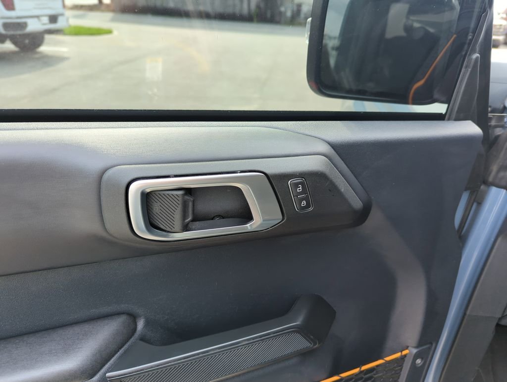 Used 2024 Gray Ford Badlands image 18
