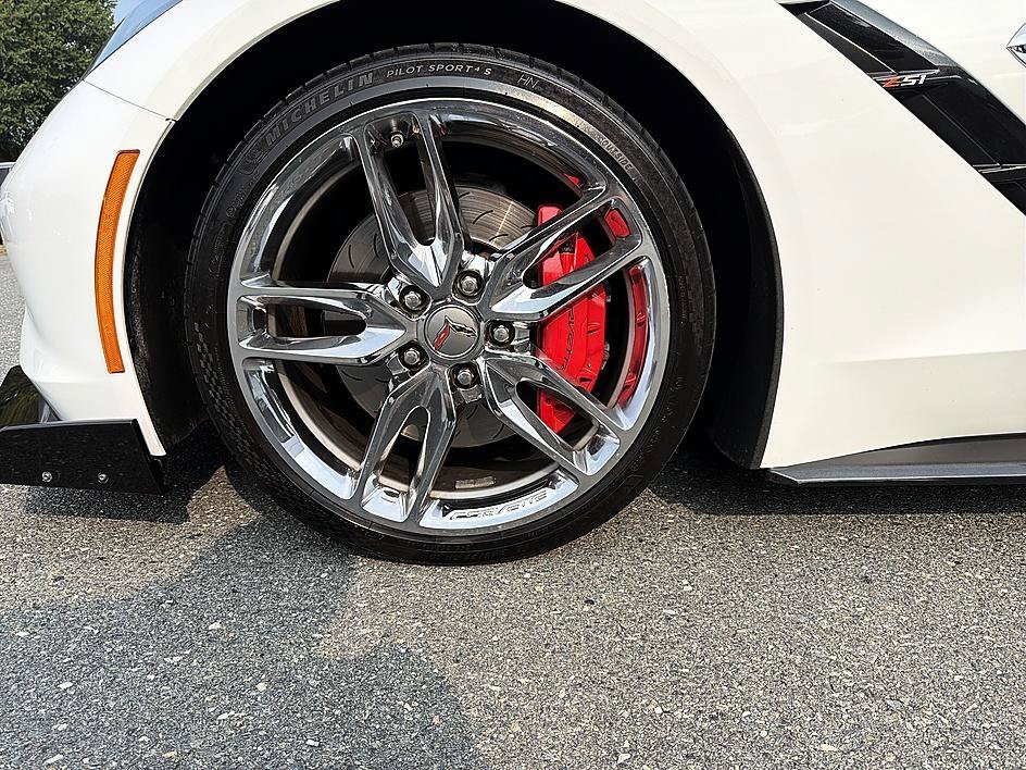 Used 2015 Arctic White Chevrolet Z51 2LT image 9