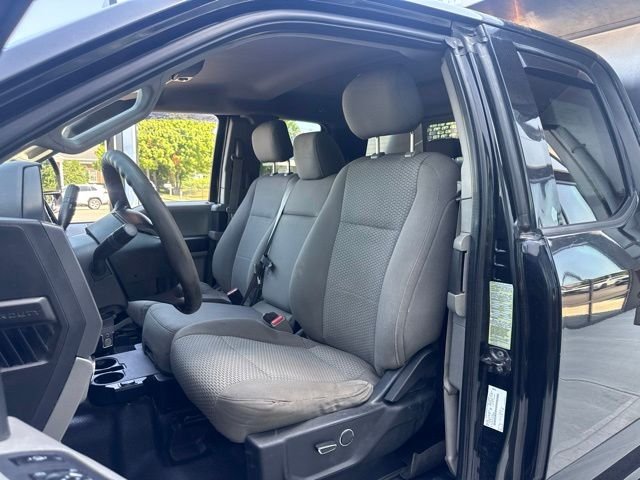 Used 2017 Black Ford XLT image 10
