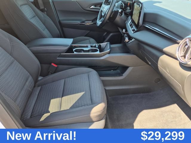 Used 2026 Summit White Chevrolet LT image 28
