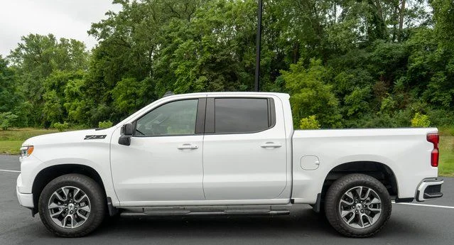 Used 2023 White Chevrolet RST image 10