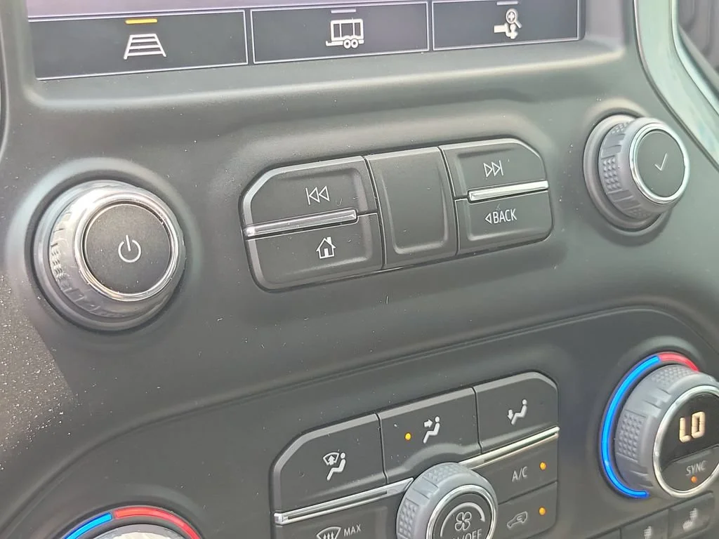 2022 Chevrolet Silverado 2500HD LTZ - Photo 17